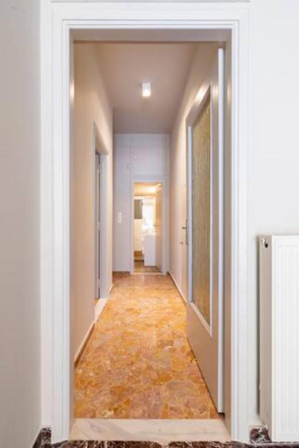 Flisvos Marina Refurbished Apartment Athen Eksteriør billede