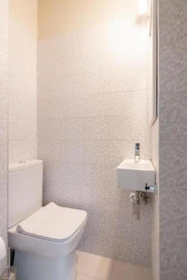 Flisvos Marina Refurbished Apartment Athen Eksteriør billede